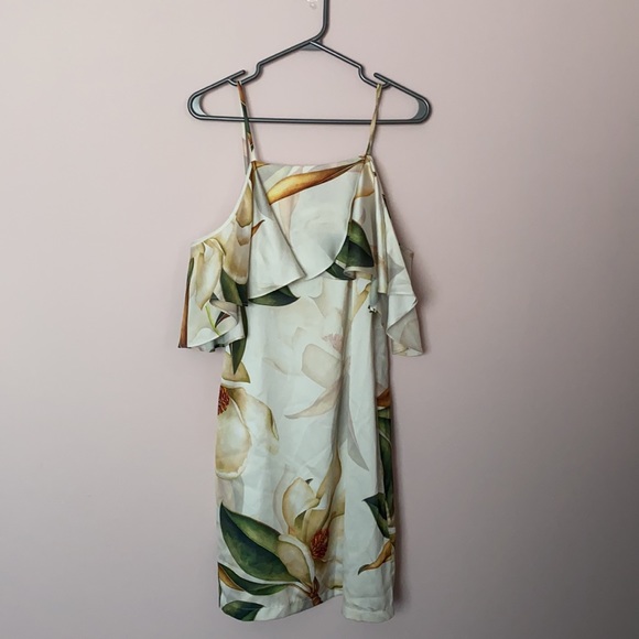 Off the shoulder Slip Dress - Picture 2 of 6